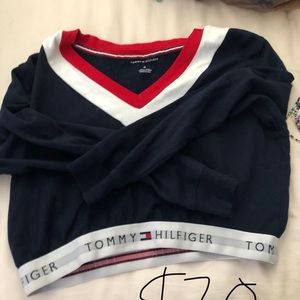 Tommy hungover cropped sweater